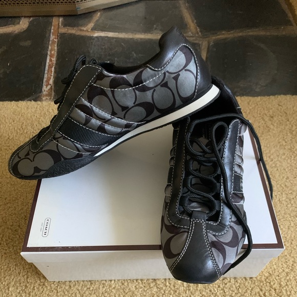 Coach Monogram Sneaker - Picture 1 of 4